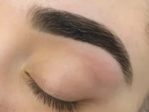 حکم وضو بعد از کاشت ابرو